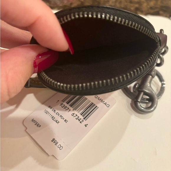 ❌SOLD❌ Coach coin wallet keychain/ bag charm - Picture 3 of 3